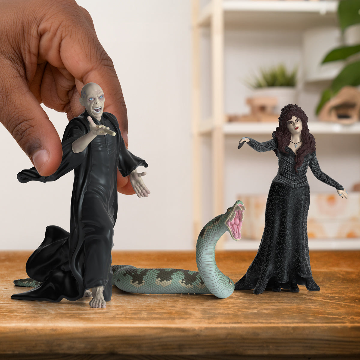 Coffret Voldemort™ Nagini et Bellatrix